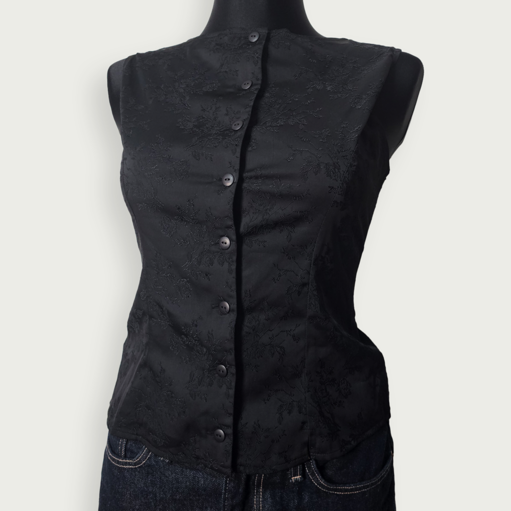 Woman Collection black sleeveless blouse