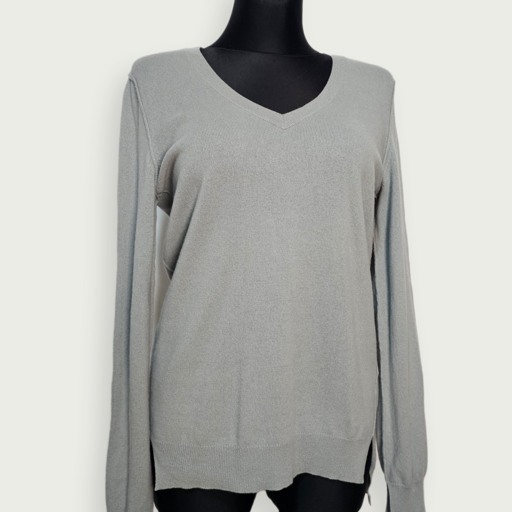 Garbo 100% Pure Cashmere V-Neck Sweater